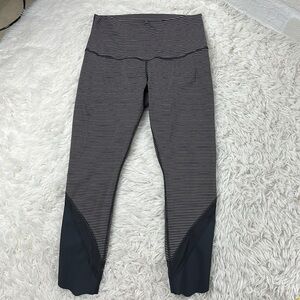 Lululemon Wunder Under Crop High-Rise *Roll Down Scallop Luxtreme 23" Hype Strip